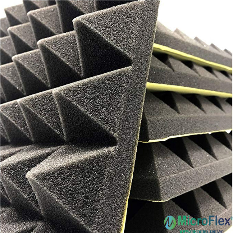 PU Foam Soundproof – Pyramid with glue 